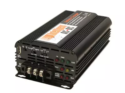 Automaattilaturi 12V kahdella ulost. - Tehokkaat yli 10A laturit - 5002010020 - 2